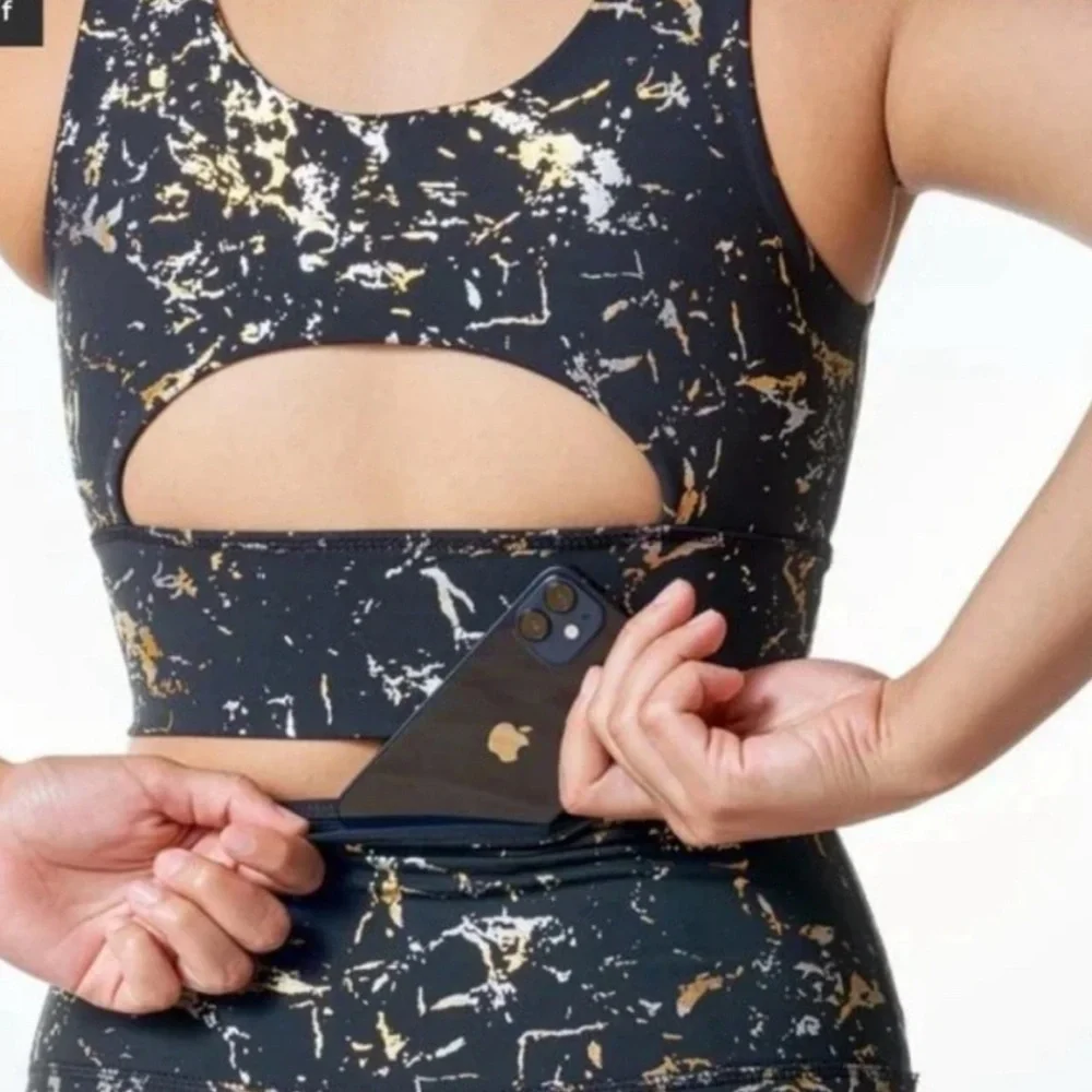 DYI Elevate Bra  Define Your Inspiration Sports Bra Black Metallic gold & silver - Picture 5 of 8